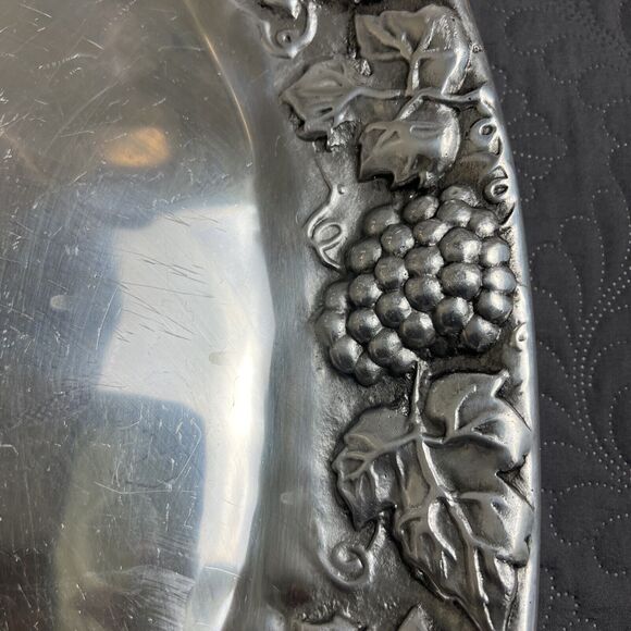 VTG Mexican Pewter Grape & Vine Silver Tray Platter  Large Holiday Serverware - Picture 3 of 12
